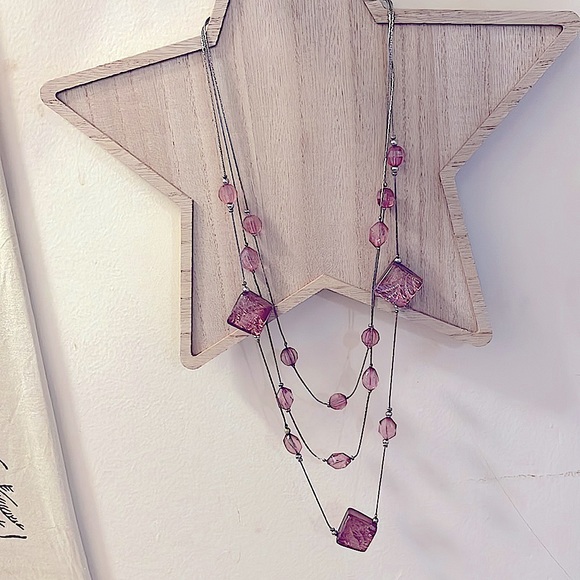 Iridescent Illusion 3 Strand Vintage Necklace - Picture 8 of 13